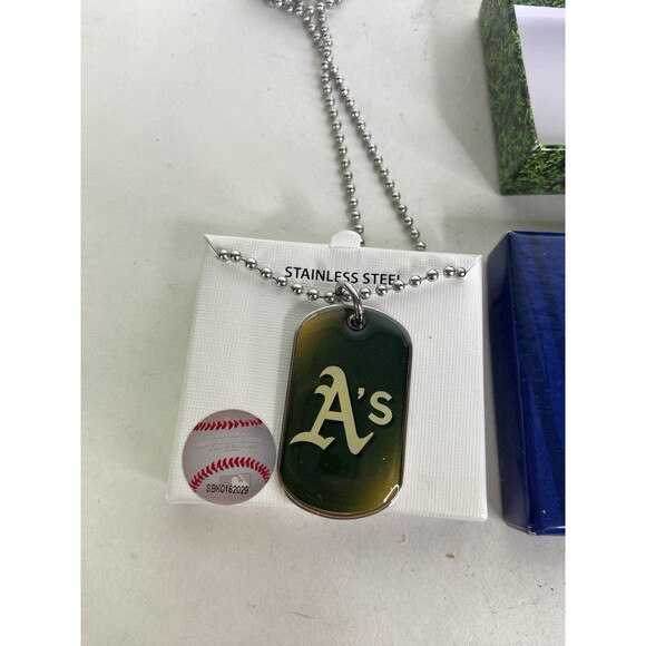 Oakland Athletics Dog Tag Necklace Stainless Steel MLB Licensed with Gift Box - Picture 1 of 5